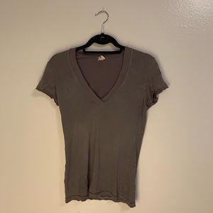 Gray cotton v neck tee